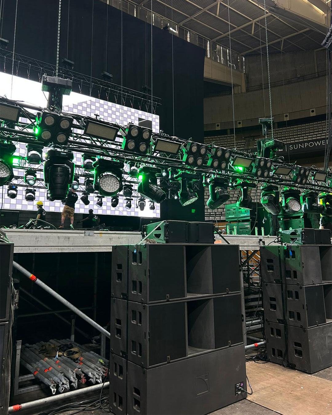 ARASO Sound and Lighting - Bronco - Olímpic Arena de Badalona - L-Acoustics - Robe - grandMA3