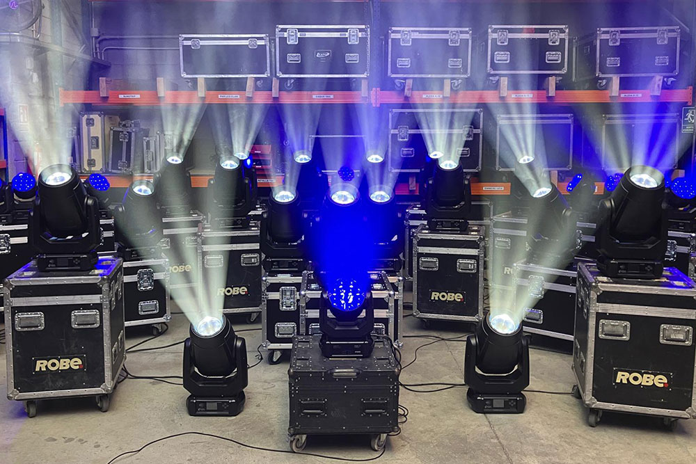 ARASO Sonorització Il·luminació - Robe GigaPointe